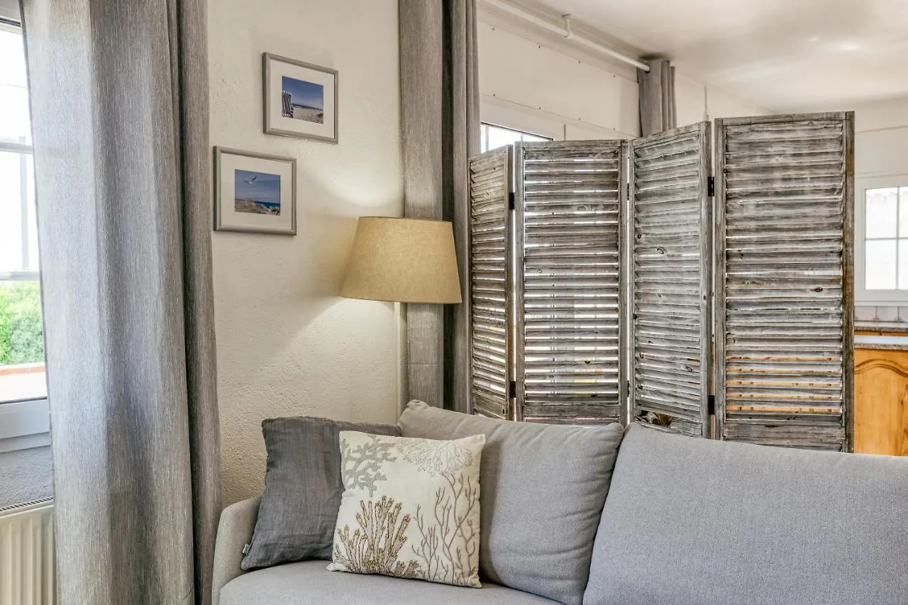 Art- Apartamentos Revilla Tacke A Empuriabrava Appartement