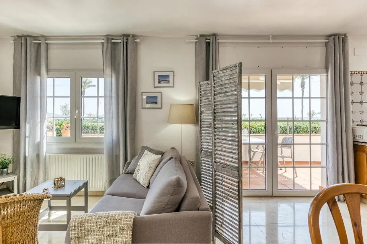 Art- Apartamentos Revilla Tacke A Empuriabrava